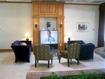 Knights Inn Six Flags Lodge West Interior photo